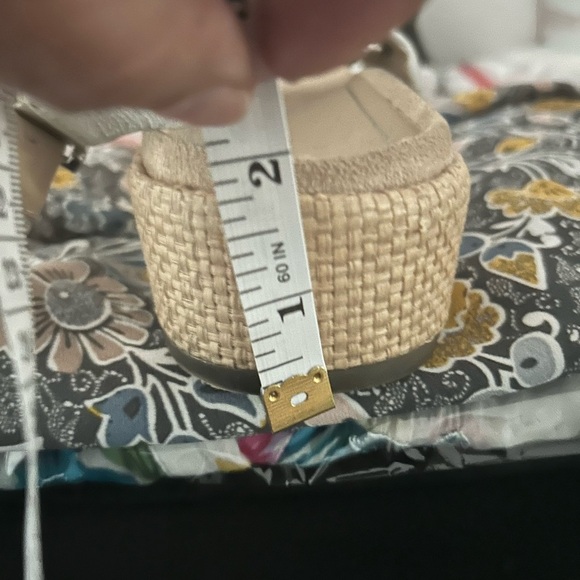 Vionic White Sandals with Cushioned Footbed and Adjustable Slingback - Picture 7 of 7